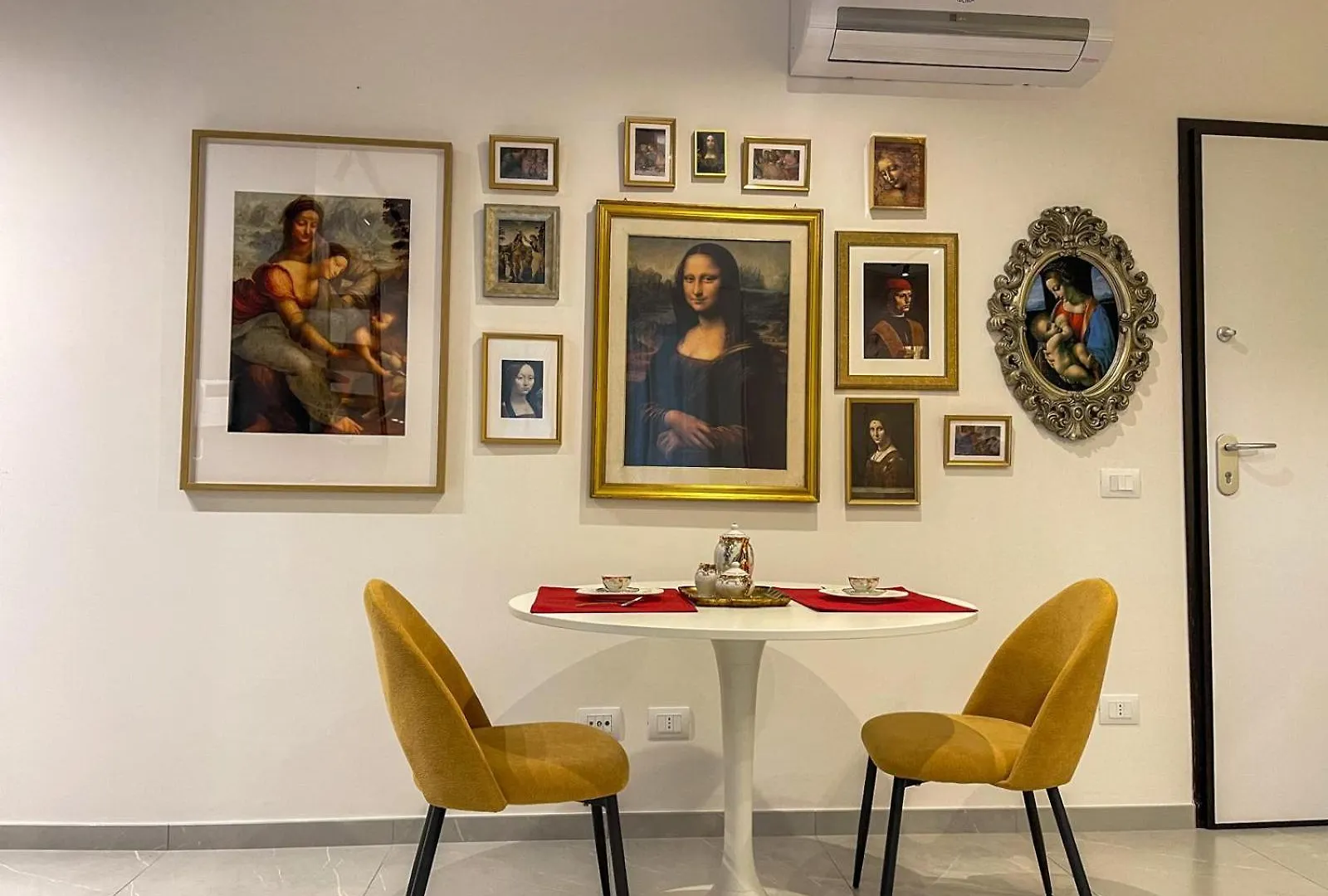 Da Vinci Metro Studio Rome Holiday home