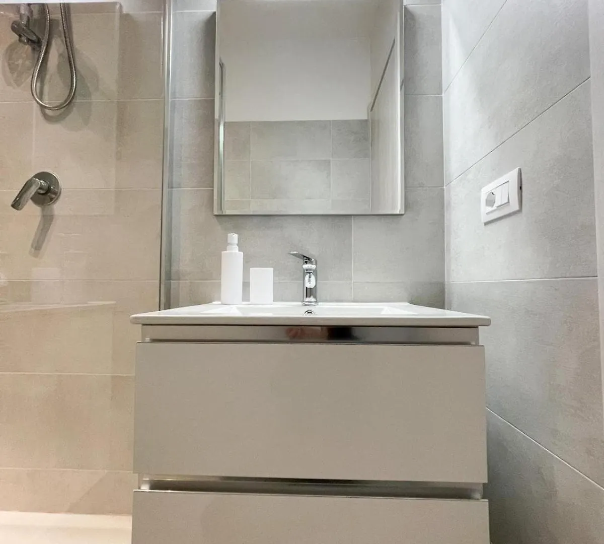 Holiday home Da Vinci Metro Studio Rome Italy