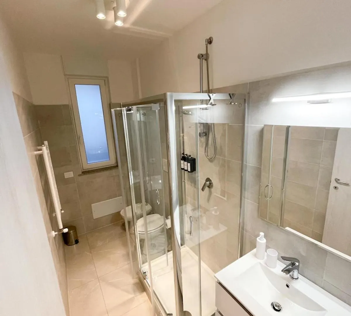 Da Vinci Metro Studio Rome Holiday home