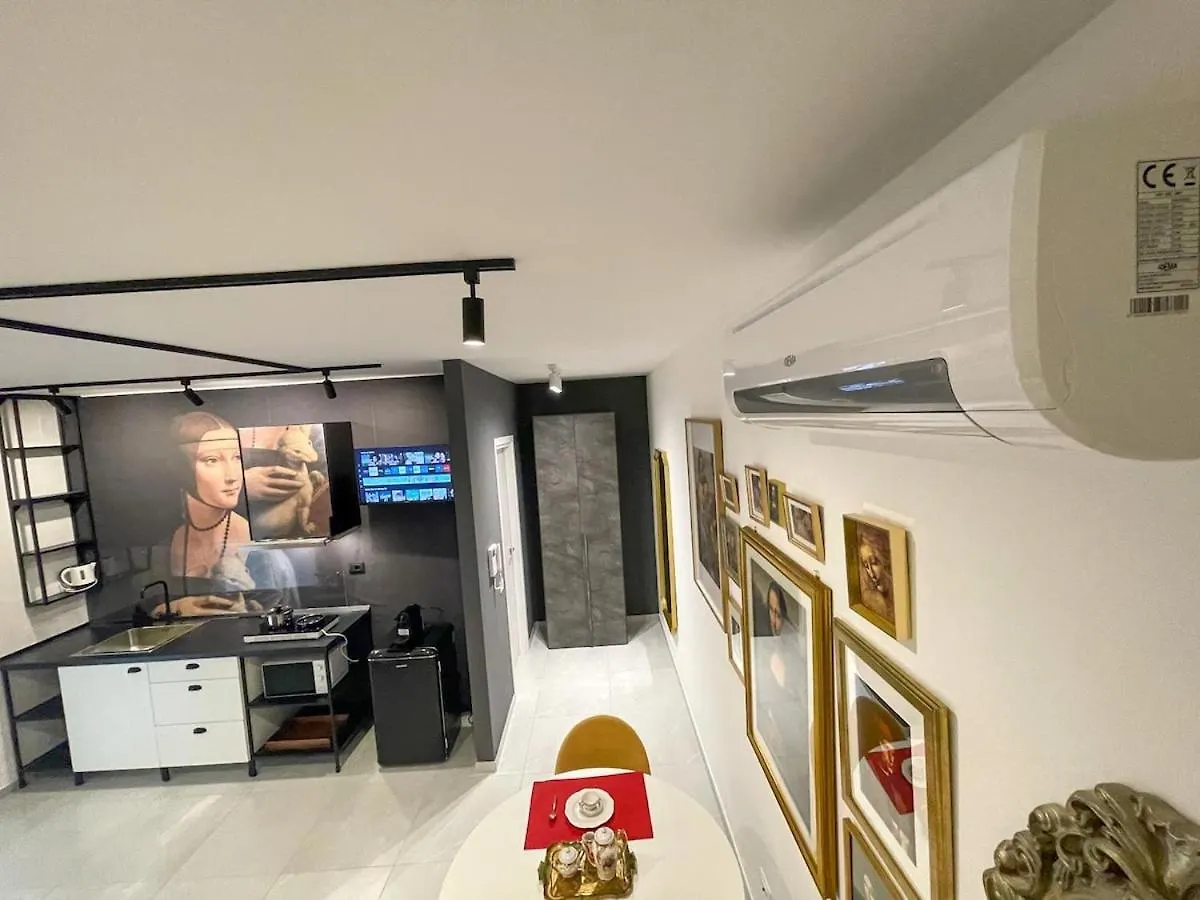 Da Vinci Metro Studio Rome Holiday home